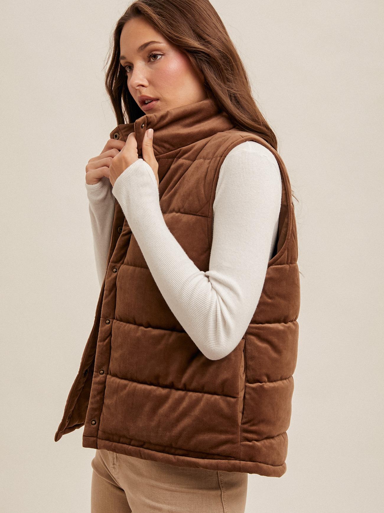 VELVET PADDET VEST WITH POCKETS, MOCHA COLOR puffer vest
