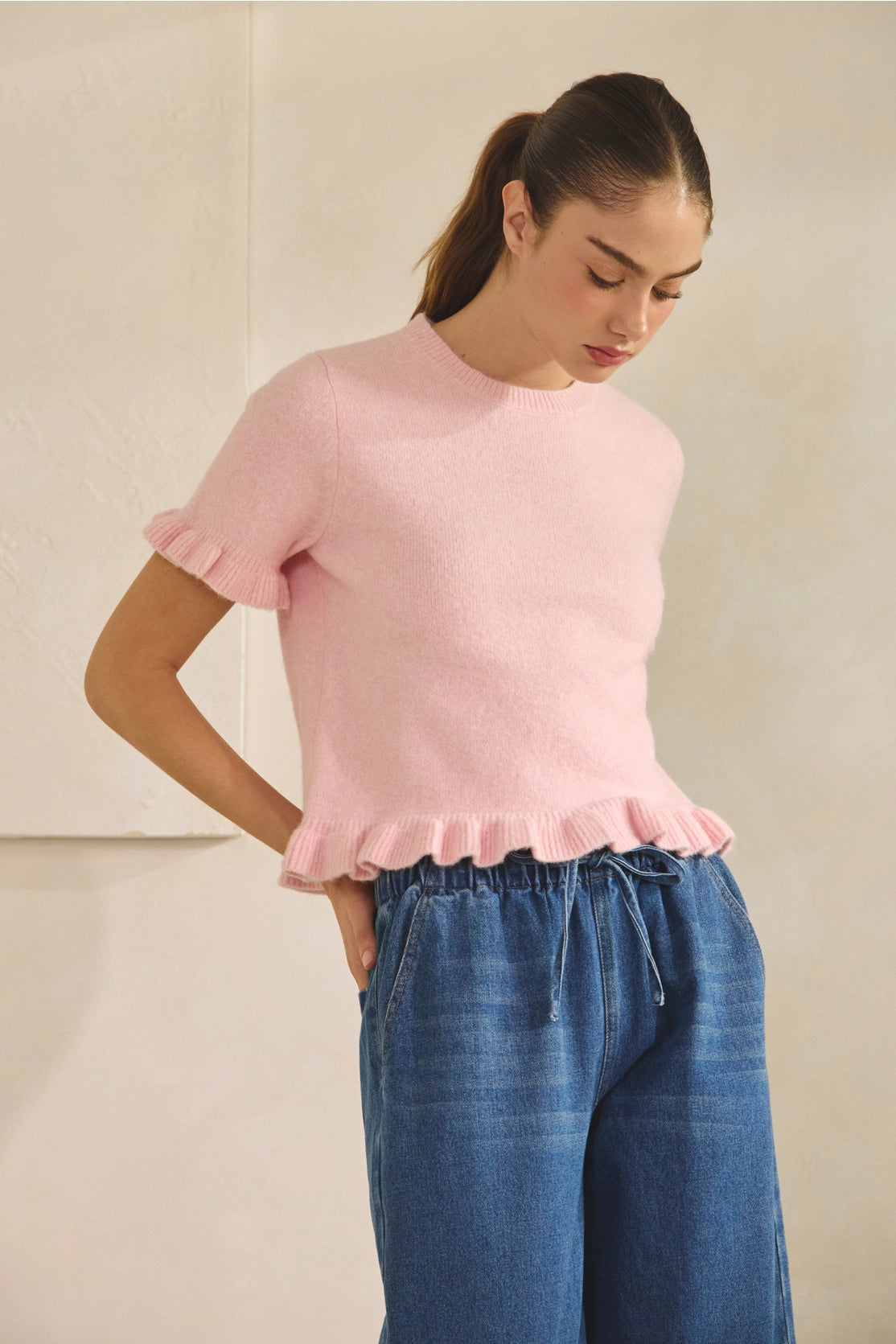 Cute  Cotton blend short sleeve top with ruffle details